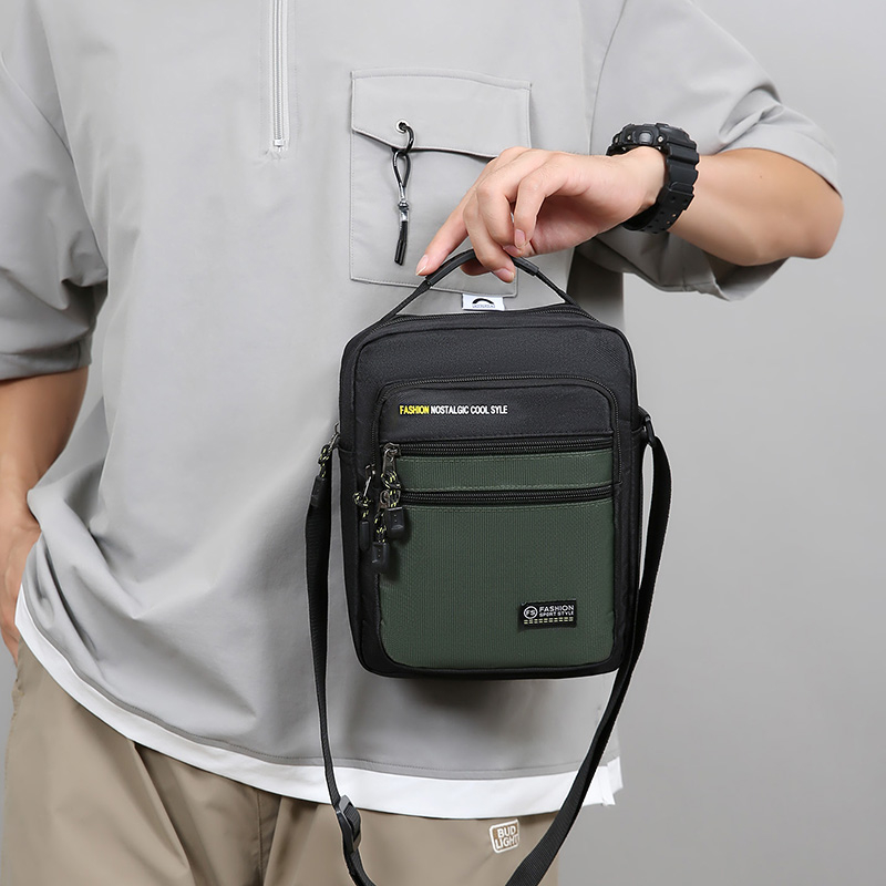 Nova Bolsa Transversal Oxford  - Tablet Shoulder Bag avaliação e preço