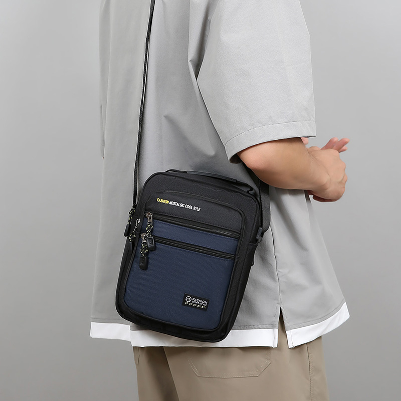Nova Bolsa Transversal Oxford  - Tablet Shoulder Bag avaliação e preço